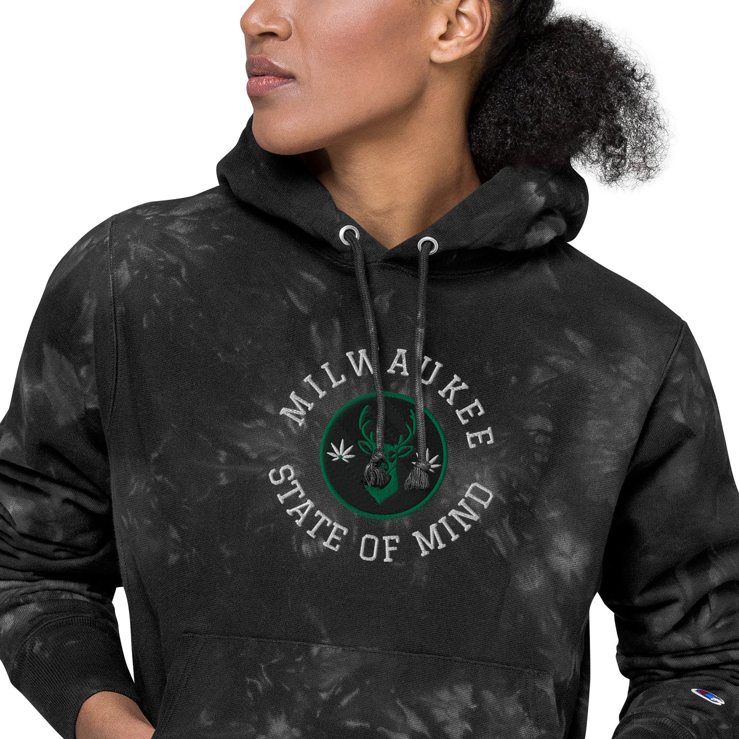 Milwaukee State of Mind Bucks Unisex Champion tie-dye hoodie