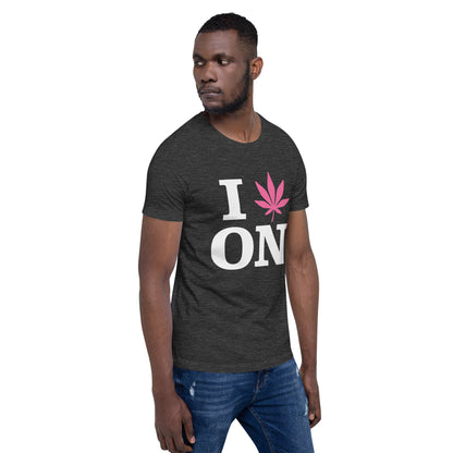 I Leaf ON Ontario Canada Unisex t-shirt